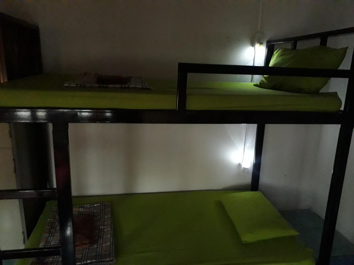 Cody Guesthouse Чиангмай Экстерьер фото